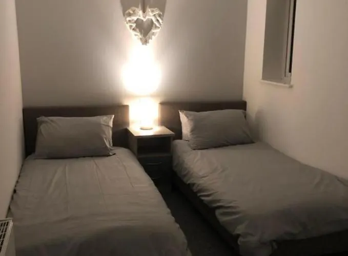 Driftwood Apartment - Skegness